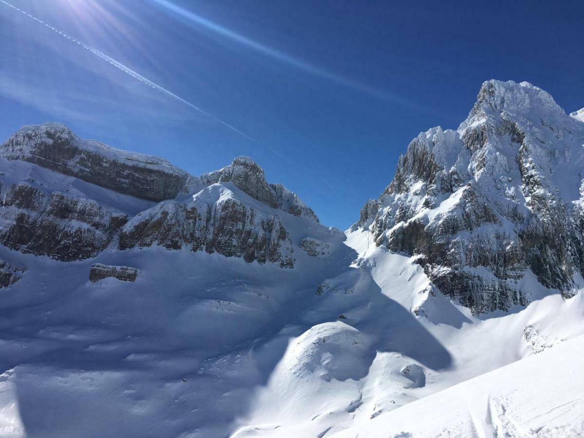 Apartamento Pirineo Aragones Sabiñánigo Zewnętrze zdjęcie
